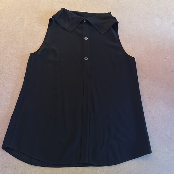 Theory black sleeveless top with buttons on the back. - Picture 4 of 5